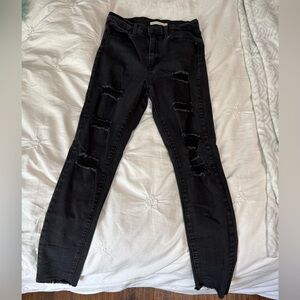 ‼️MASSIVE SALE ‼️ Levi’s High Super Skinny Jeans